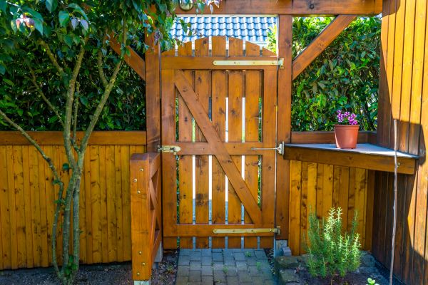Wood Gate Repair in Bella Vista