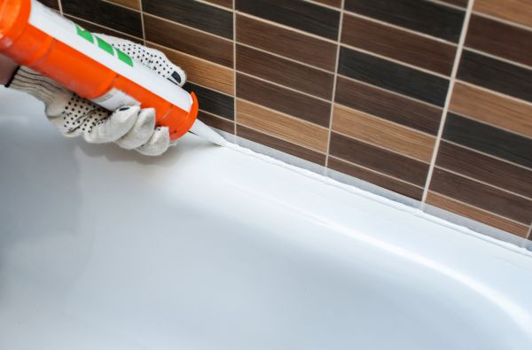 Bathtub Sealing in Bella Vista